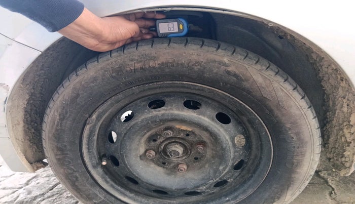 2017 Tata TIGOR XT PETROL, CNG, Manual, 1,05,934 km, tyre