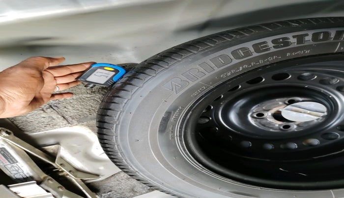 2017 Honda City 1.5L I-VTEC V MT, Petrol, Manual, 69,189 km, tyre