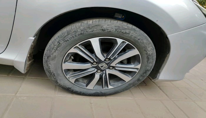 2017 Honda City 1.5L I-VTEC V MT, Petrol, Manual, 69,189 km, tyre