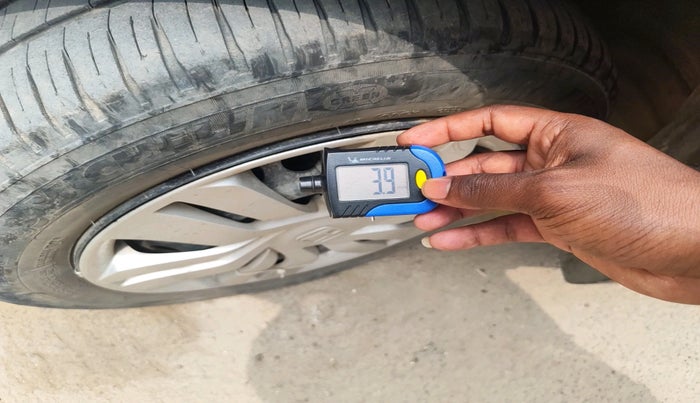 2015 Honda City 1.5L I-VTEC SV, Petrol, Manual, 95,263 km, tyre