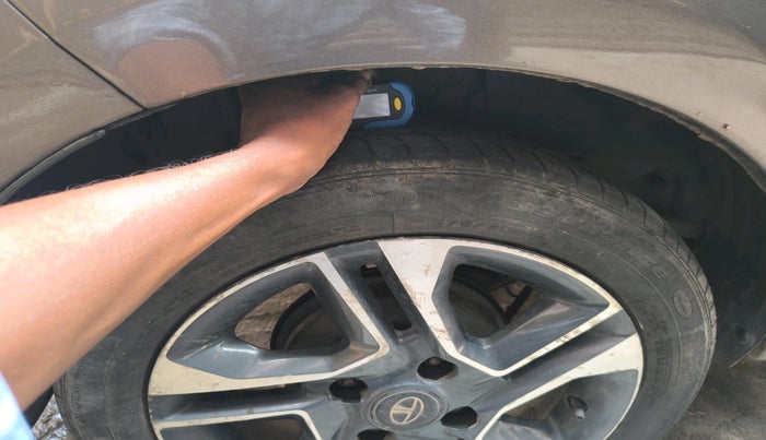 2018 Tata TIGOR XZ PETROL, Petrol, Manual, 82,639 km, tyre