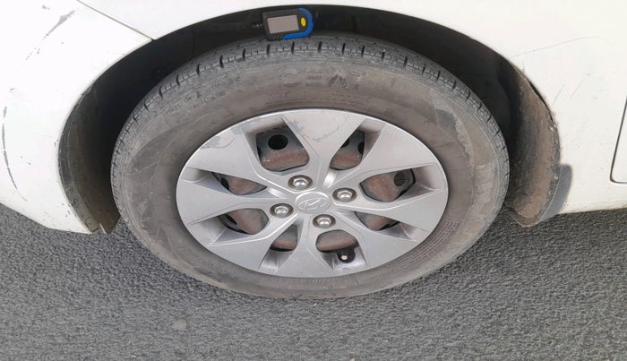 2018 Hyundai Xcent S 1.2 CRDI, Diesel, Manual, 1,13,536 km, tyre