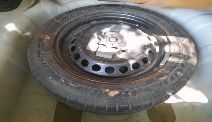 2018 Hyundai Xcent S 1.2 CRDI, Diesel, Manual, 1,13,536 km, tyre