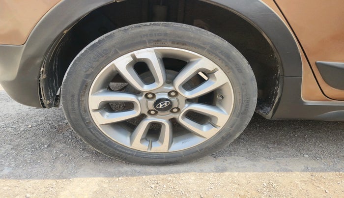 2015 Hyundai i20 Active 1.2 SX, Petrol, Manual, 89,193 km, tyre