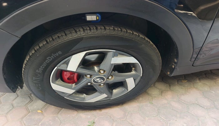 2019 Hyundai Creta E PLUS 1.4 DIESEL, Diesel, Manual, 1,44,594 km, tyre