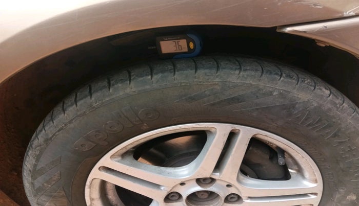 2012 Mahindra Verito 1.5 D6, Diesel, Manual, 1,44,896 km, tyre