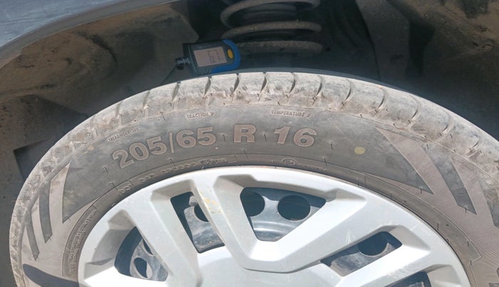 2016 Maruti Vitara Brezza VDI (O), Diesel, Manual, 1,49,682 km, tyre