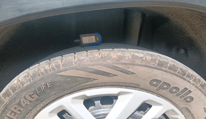 2016 Maruti Vitara Brezza VDI (O), Diesel, Manual, 1,49,682 km, tyre