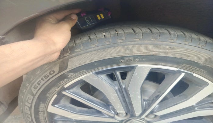 2017 Honda City 1.5L I-VTEC VX CVT, Petrol, Automatic, 98,756 km, tyre