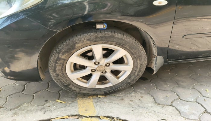 2013 Nissan Sunny XV PETROL, Petrol, Manual, 87,737 km, tyre