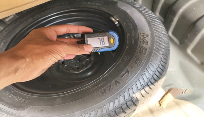 2013 Nissan Sunny XV PETROL, Petrol, Manual, 87,737 km, tyre