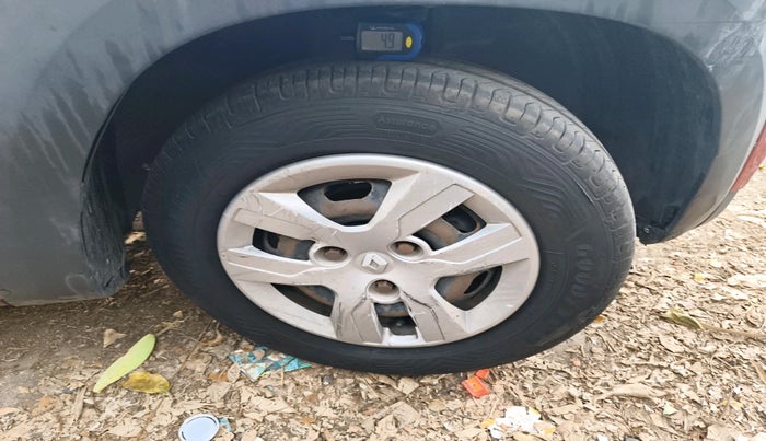 2016 Renault Kwid RXT 0.8, Petrol, Manual, 61,478 km, tyre