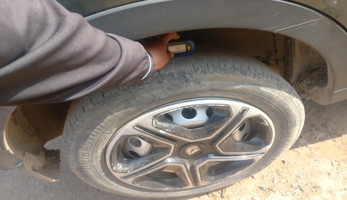 2021 Tata NEXON XE PETROL, Petrol, Manual, 69,170 km, tyre