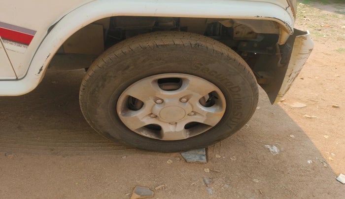 2018 Mahindra Bolero POWER PLUS SLE, Diesel, Manual, 1,39,274 km, tyre