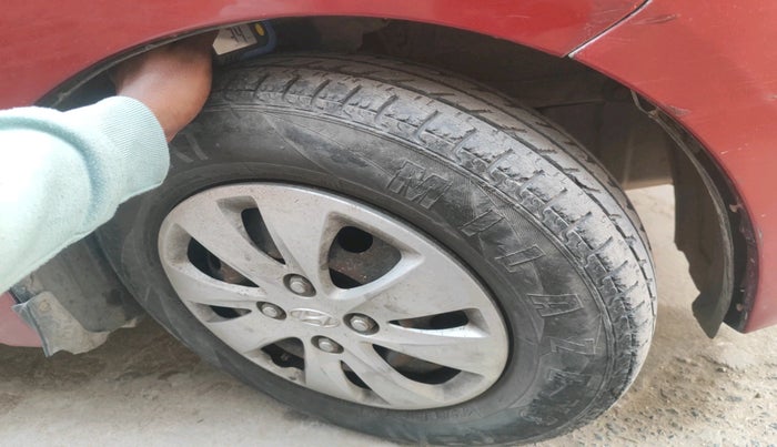 2012 Hyundai i10 SPORTZ 1.2, CNG, Manual, 89,541 km, tyre