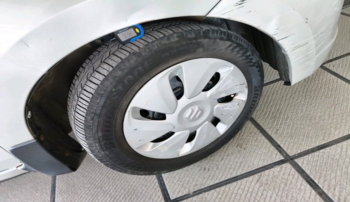 2015 Maruti Celerio VXI AMT, CNG, Automatic, 95,617 km, tyre