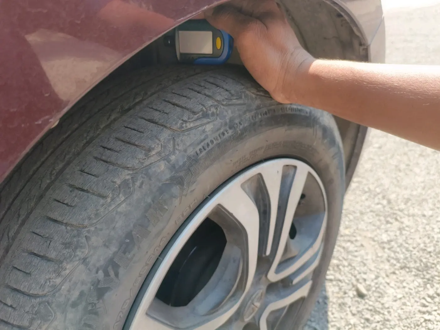 2022 Tata TIGOR XZ PLUS CNG, CNG, Manual, 40,919 km, tyre