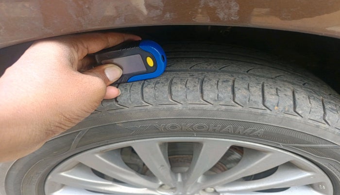 2016 Maruti Ciaz ZDI+ SHVS, Diesel, Manual, 1,22,386 km, tyre