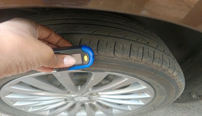 2016 Maruti Ciaz ZDI+ SHVS, Diesel, Manual, 1,22,386 km, tyre