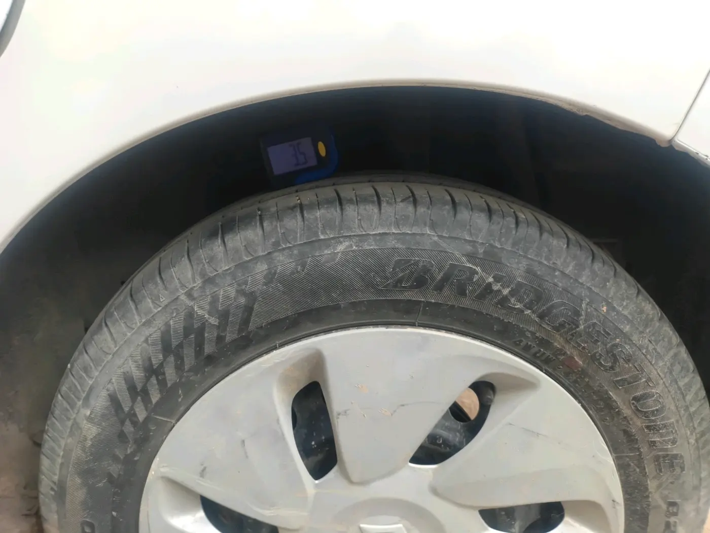 2017 Maruti Celerio VXI AMT, Petrol, Automatic, 80,564 km, tyre