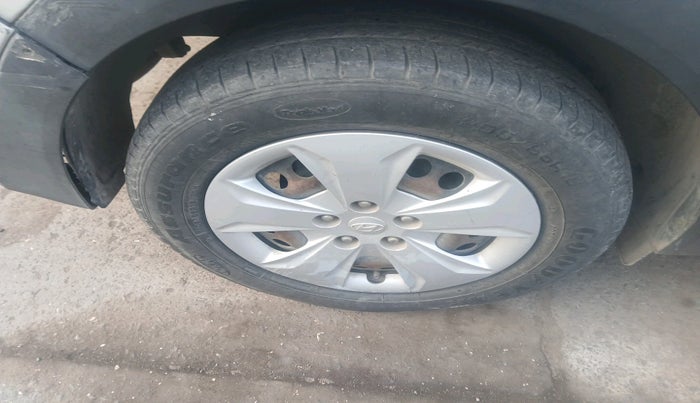 2018 Hyundai Creta E PLUS 1.6 PETROL, Petrol, Manual, 72,440 km, tyre