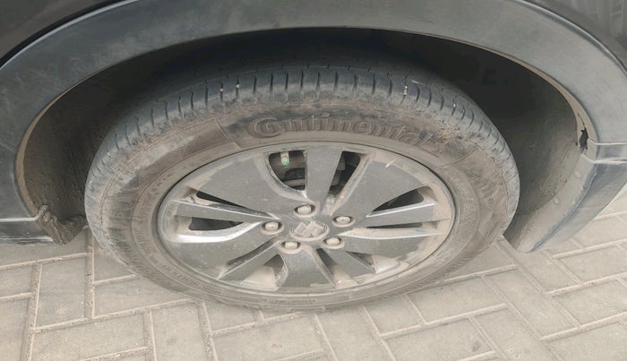 2016 Maruti S Cross ZETA 1.3, Diesel, Manual, 61,973 km, tyre