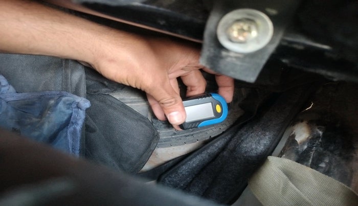 2015 Hyundai Grand i10 SPORTZ 1.2 KAPPA VTVT, CNG, Manual, 82,439 km, tyre