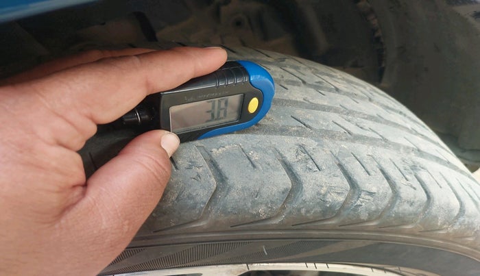 2018 Ford Ecosport TITANIUM 1.5L PETROL, Petrol, Manual, 1,38,776 km, tyre