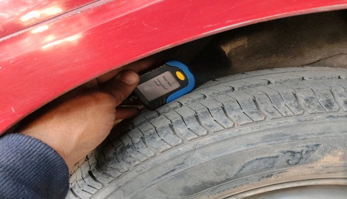 2011 Hyundai i10 ERA 1.1, Petrol, Manual, 75,205 km, tyre