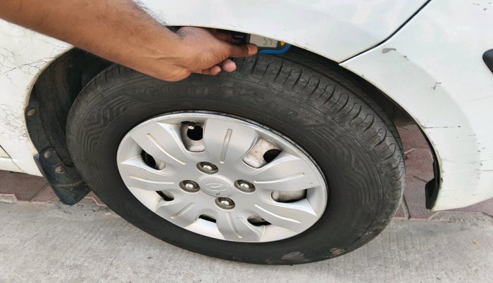 2010 Hyundai i10 ERA 1.1, CNG, Manual, 56,831 km, tyre