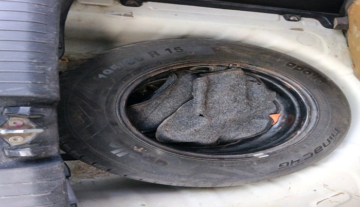 2020 Hyundai VENUE SX 1.5 CRDI, Diesel, Manual, 63,115 km, tyre