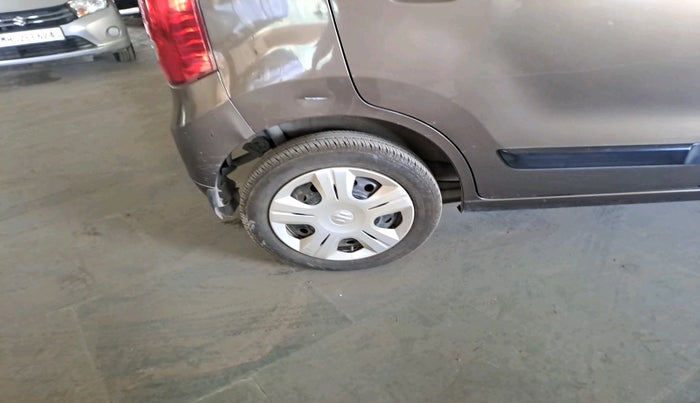 2012 Maruti Wagon R 1.0 VXI, Petrol, Manual, 21,081 km, tyre