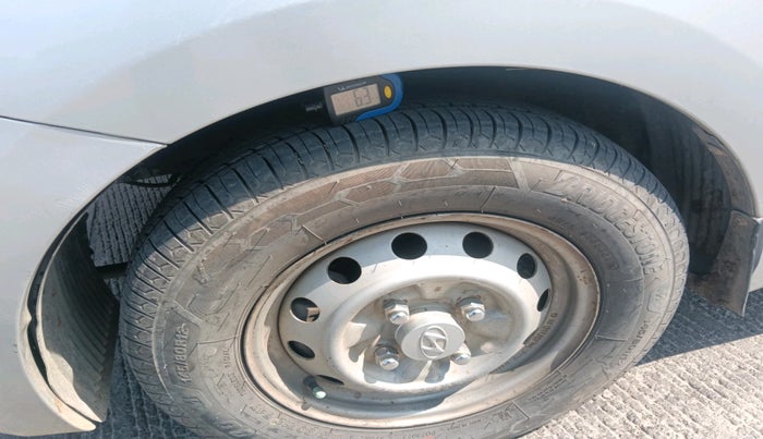 2013 Hyundai Eon D-LITE + LPG, Petrol, Manual, 22,187 km, tyre