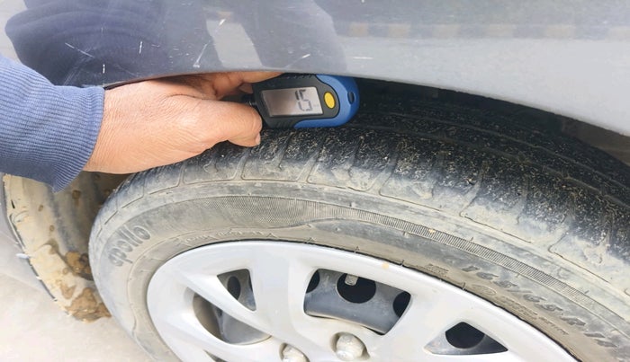 2019 Hyundai Grand i10 SPORTZ 1.2 KAPPA VTVT, Petrol, Manual, 32,059 km, tyre