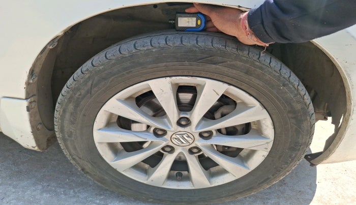 2015 Maruti Ertiga ZDI, Diesel, Manual, 81,408 km, tyre