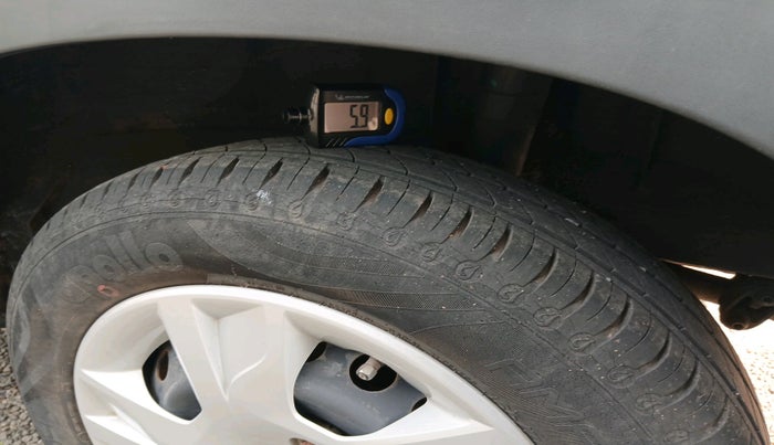 2020 Renault Kwid RXL, Petrol, Manual, 15,510 km, tyre