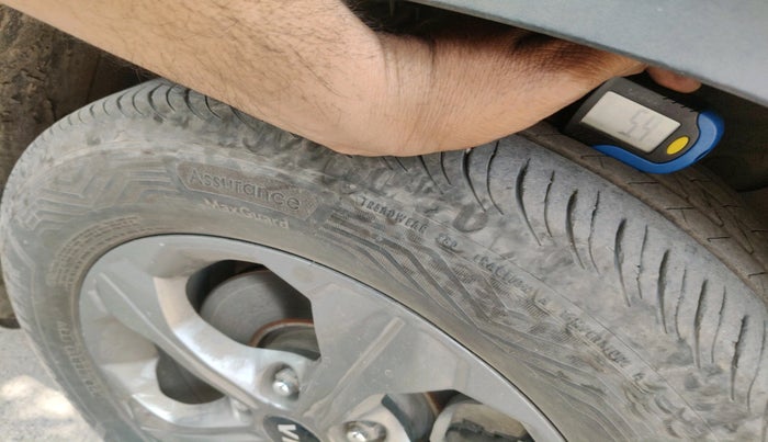 2020 KIA SELTOS HTK PLUS AT 1.5 DIESEL, Diesel, Automatic, 1,23,133 km, tyre