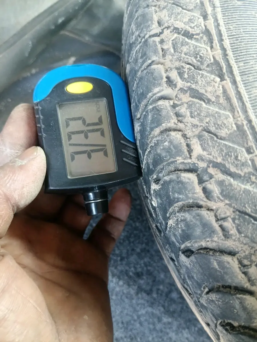 2016 Maruti Alto K10 LXI CNG, CNG, Manual, 1,14,725 km, tyre