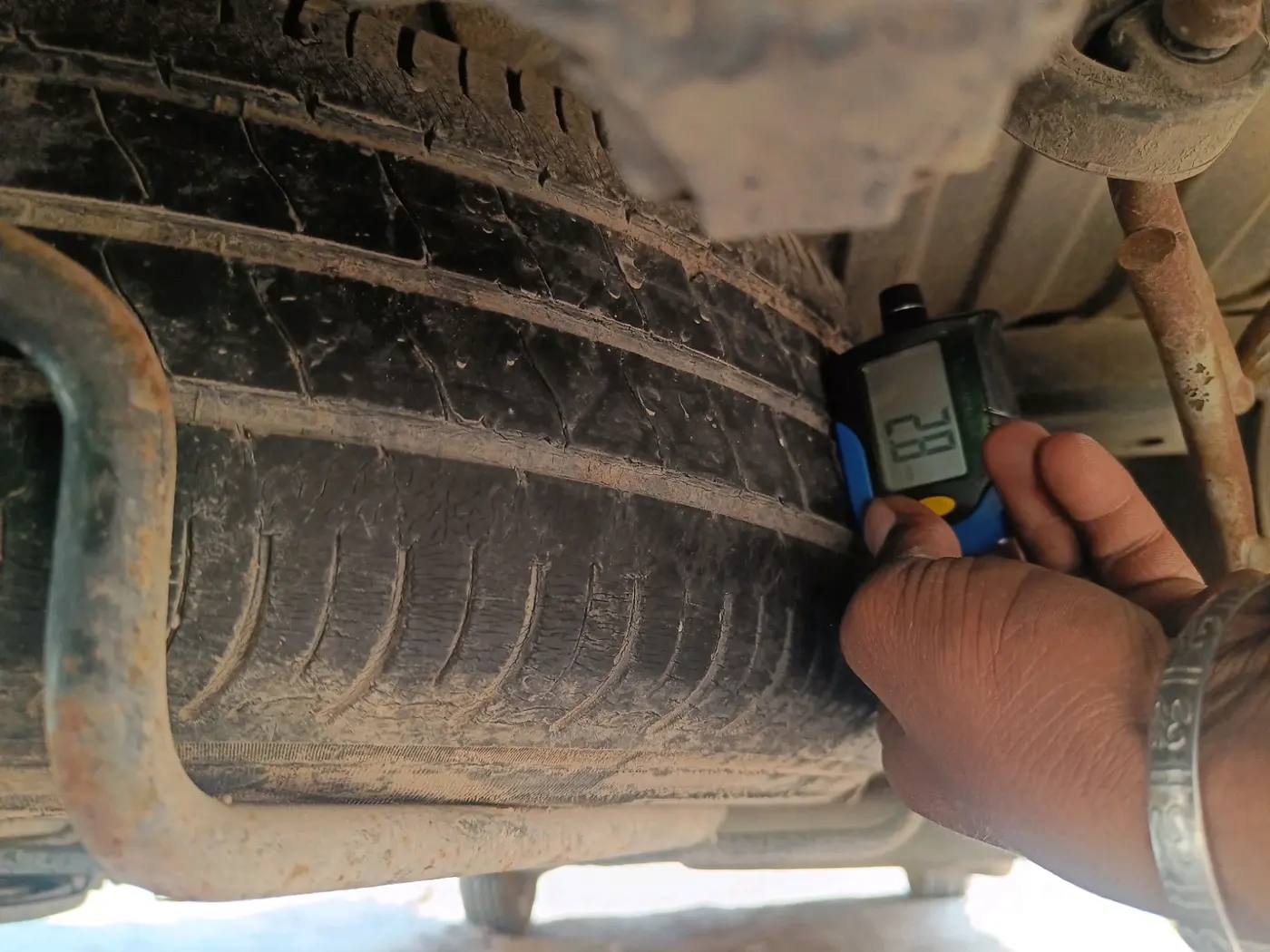 2018 Maruti Ertiga VXI CNG, CNG, Manual, 75,837 km, tyre