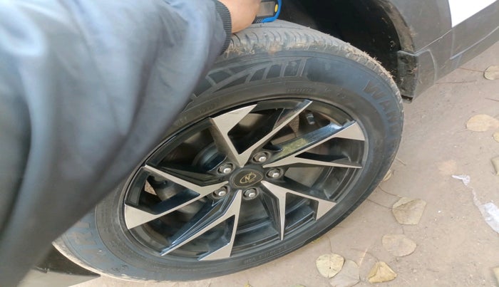 2022 KIA SONET HTK PLUS 1.2, Petrol, Manual, 48,260 km, tyre