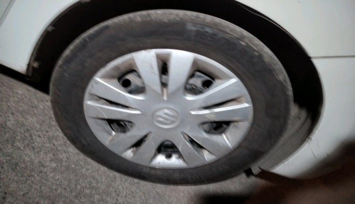 2014 Maruti Celerio VXI CNG, CNG, Manual, 1,28,888 km, tyre