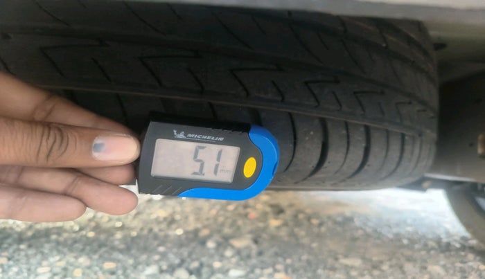 2024 Hyundai ALCAZAR PRESTIGE 1.5 TURBO PETROL MT 7STR, Petrol, Manual, 15,186 km, tyre