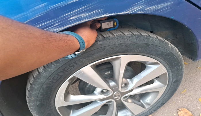 2015 Hyundai Elite i20 SPORTZ 1.2 (O), Petrol, Manual, 82,874 km, tyre