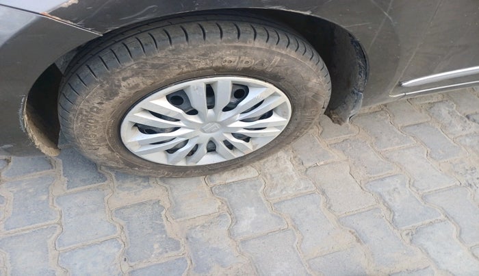 2019 Maruti Dzire VXI, Petrol, Manual, 71,332 km, tyre