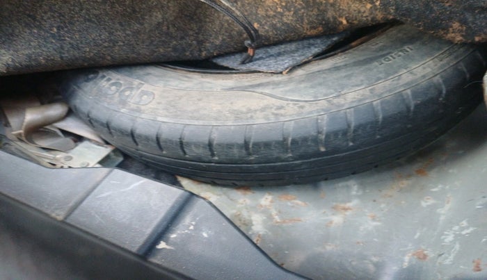 2019 Maruti Dzire VXI, Petrol, Manual, 71,332 km, tyre