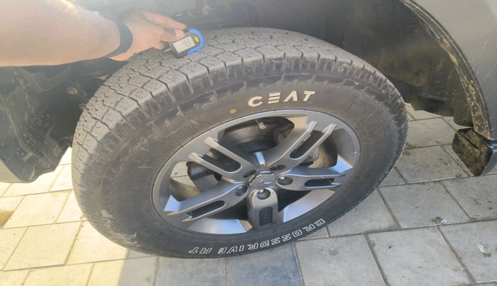 2023 Mahindra Thar LX HARD TOP 4WD MT, Diesel, Manual, 20,322 km, tyre