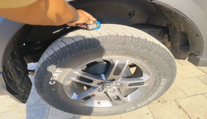 2023 Mahindra Thar LX HARD TOP 4WD MT, Diesel, Manual, 20,322 km, tyre