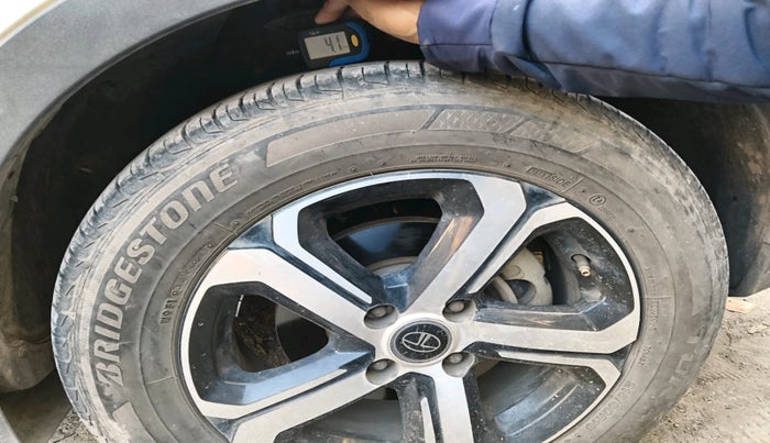 2021 Tata NEXON XZA PLUS (O) PETROL, Petrol, Automatic, 49,174 km, tyre