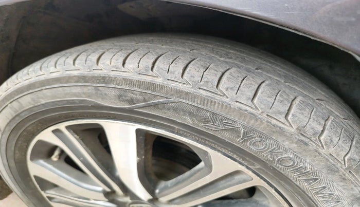 2017 Honda City 1.5L I-VTEC V MT, Petrol, Manual, 1,01,670 km, tyre