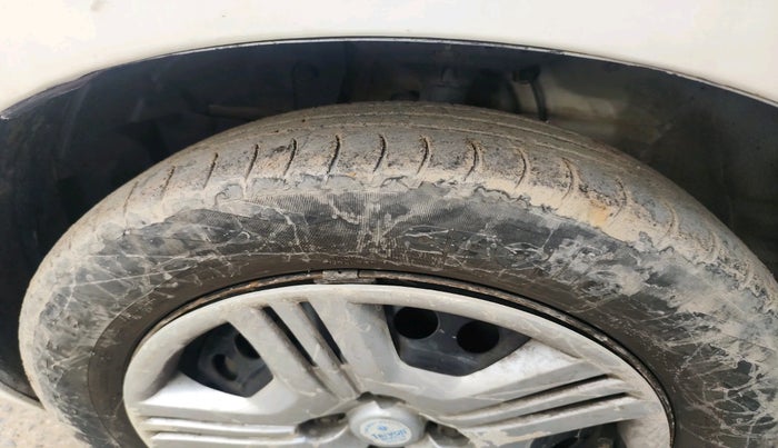 2016 Honda Jazz 1.5L I-DTEC S, Diesel, Manual, 88,929 km, tyre